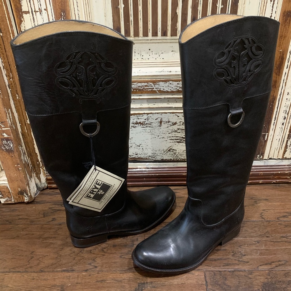 BNIB Frye Black Melissa Logo Boot Size 7.5